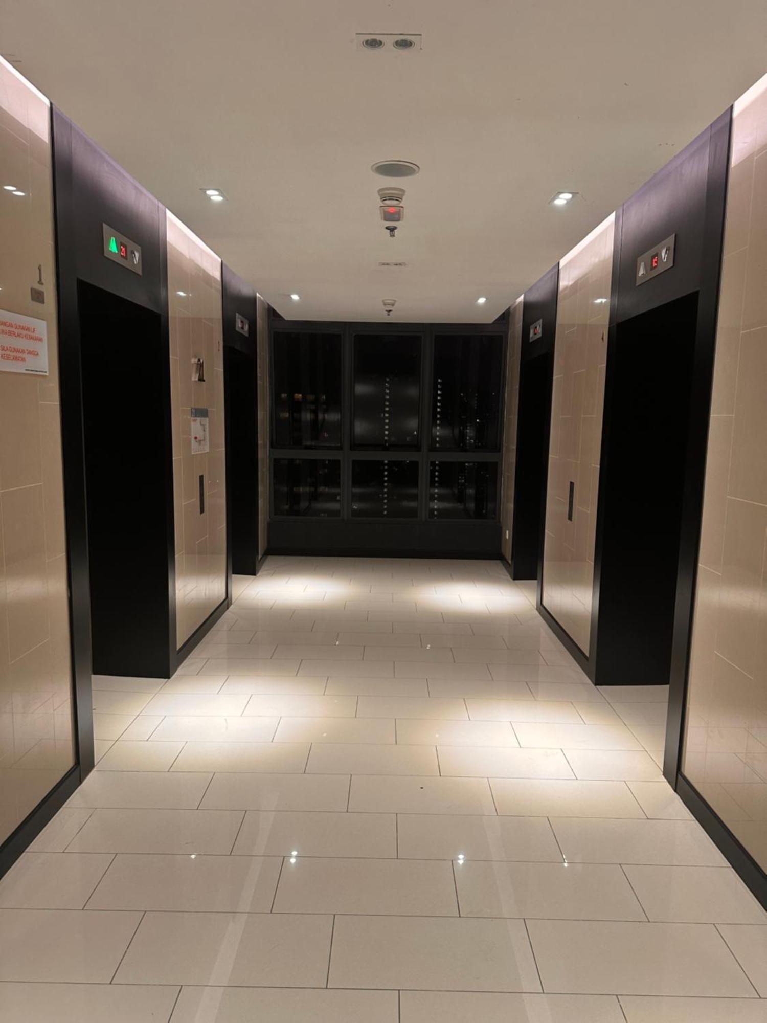 クアラルンプールThe Luxe Infinitum Klcc By Saharaアパートメント エクステリア 写真