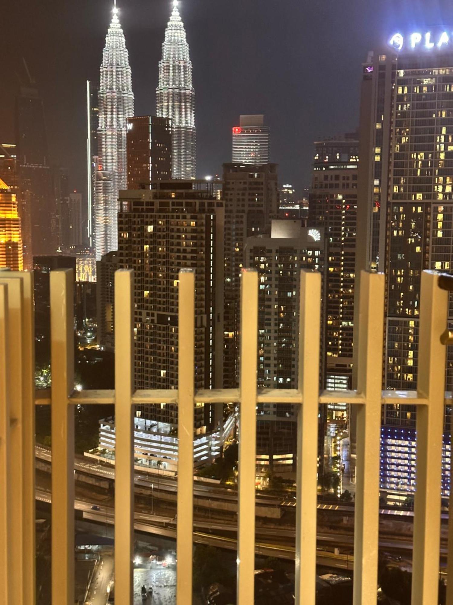 クアラルンプールThe Luxe Infinitum Klcc By Saharaアパートメント エクステリア 写真