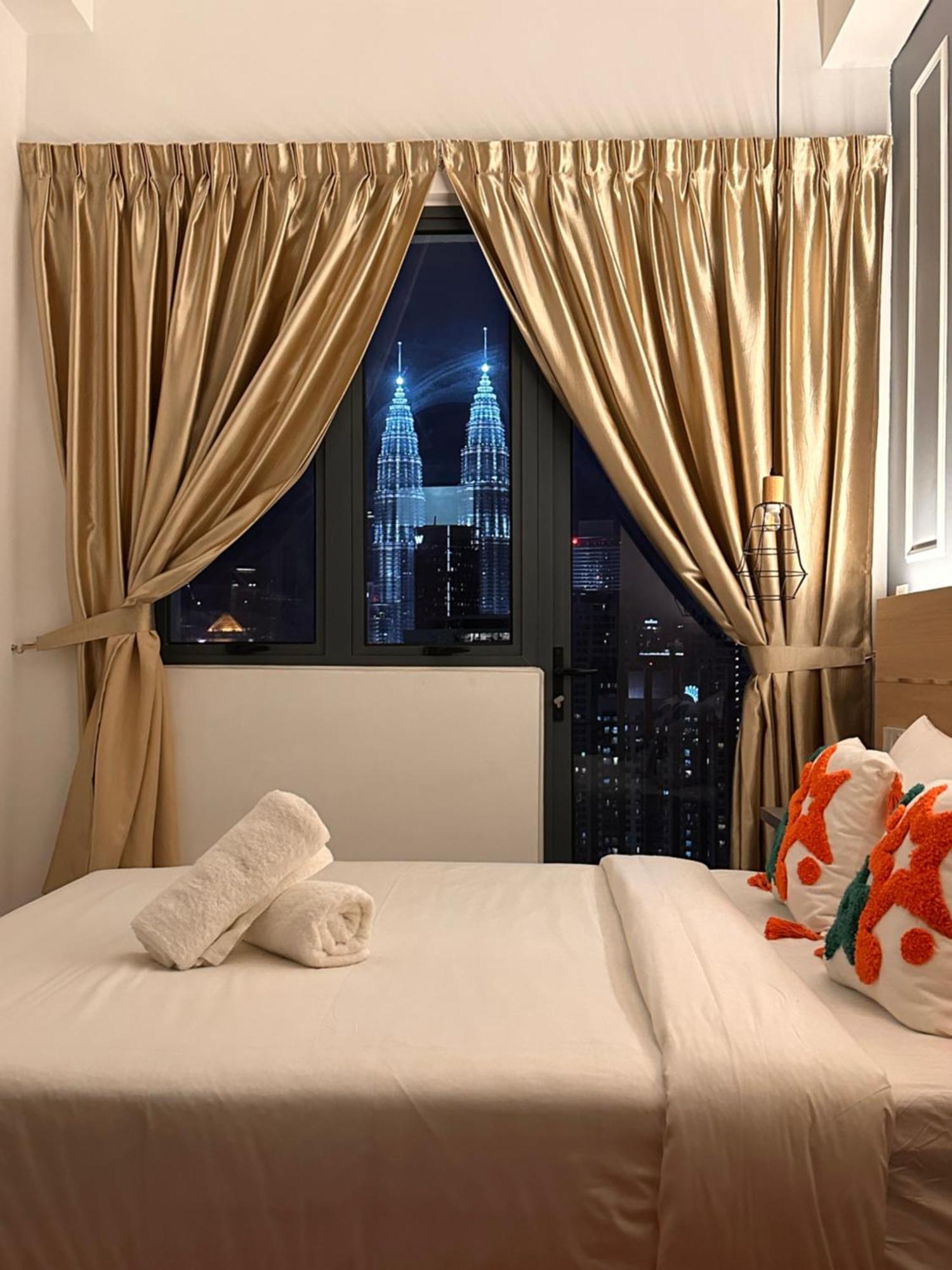 クアラルンプールThe Luxe Infinitum Klcc By Saharaアパートメント エクステリア 写真